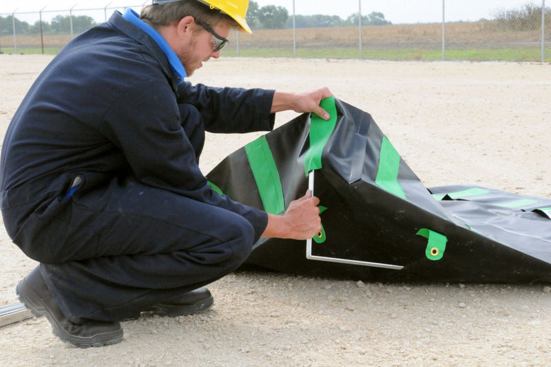 Ultratech Economy Model Berm, 748 gal Spill Capacity, 10 ft Length, 10 ft Width, 1 ft Height - 8252