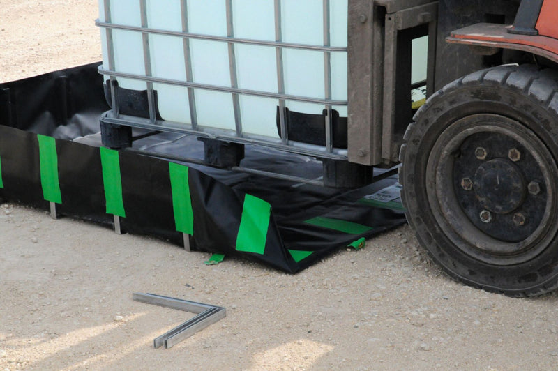 Ultratech Economy Model Berm, 748 gal Spill Capacity, 10 ft Length, 10 ft Width, 1 ft Height - 8252