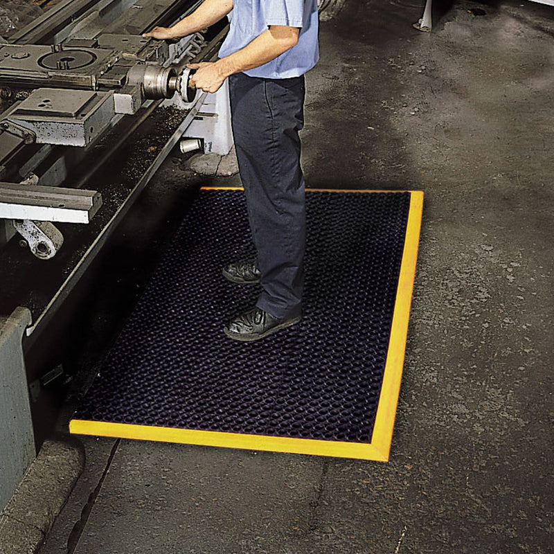 Notrax Drainage Mat, 5 ft 4 in L, 3 ft 2 in W, 7/8 in Thick, Rectangle, Black with Yellow Border - 549S3864YB