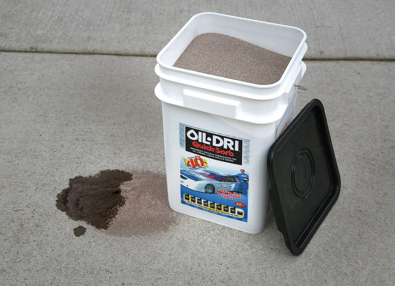 Oil-Dri I06032 Loose Absorbent, Absorbs 3.2 Gal Oil, ,Brown/Red