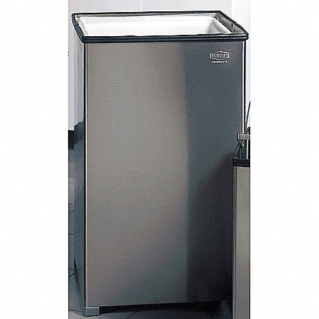 Rubbermaid FGB1940SSRB - Trash Can Square 40 gal. Silver